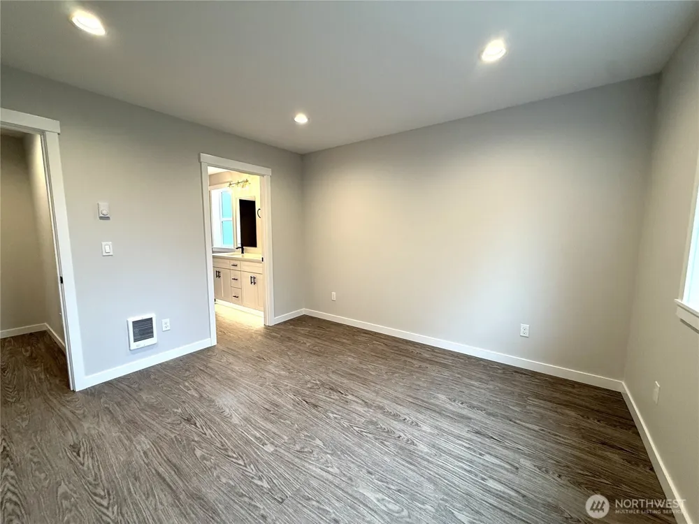 393 Sextans Avenue SW Ocean Shores, WA 98569