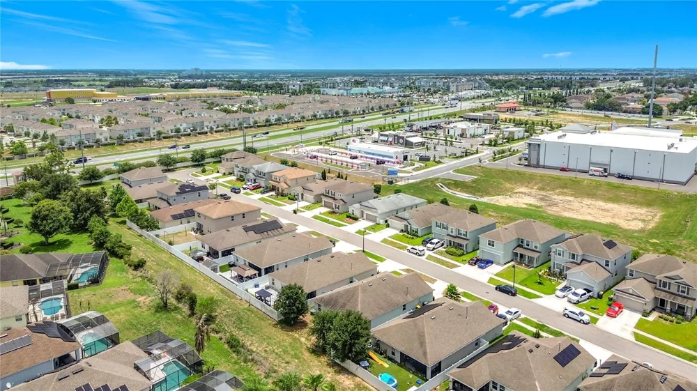 225 BELLA VERANO WAY Davenport, FL 33897