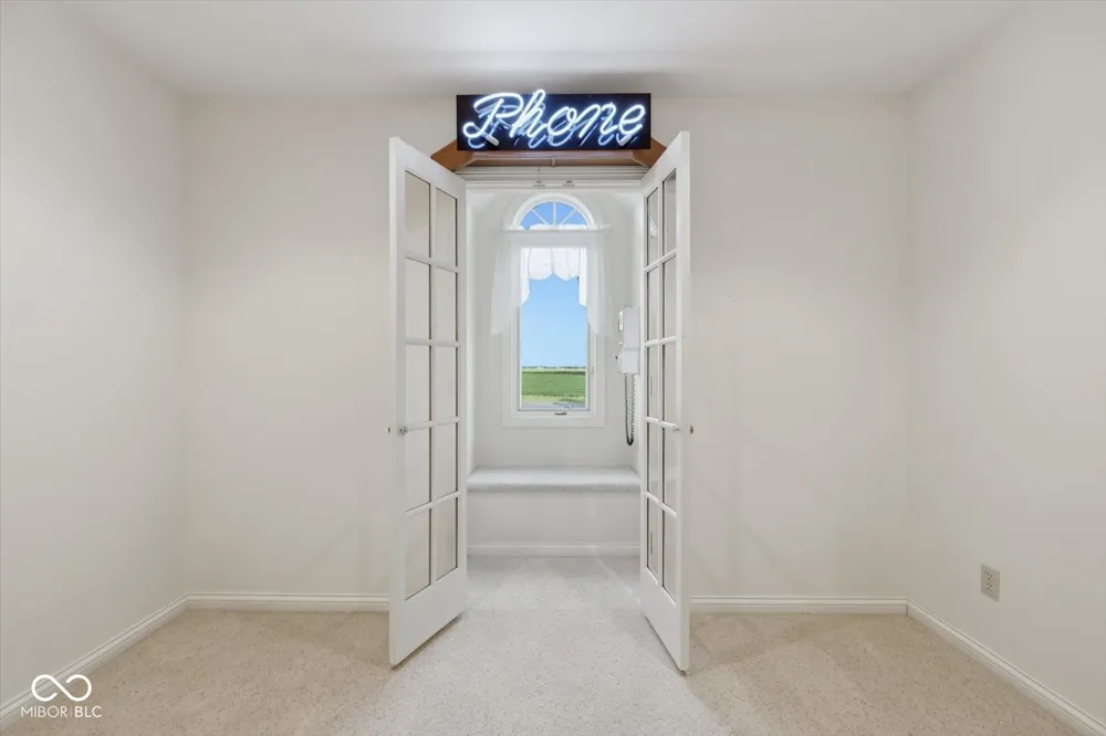 3878 E State Road 44 Shelbyville, IN 46176