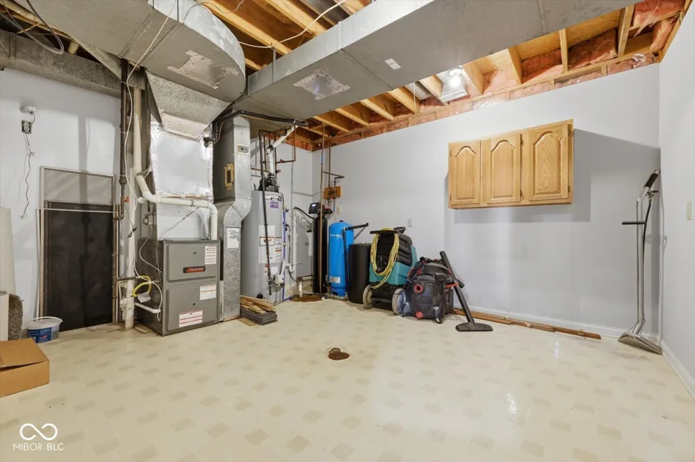 3878 E State Road 44 Shelbyville, IN 46176