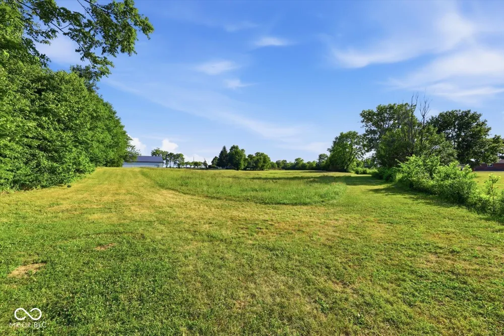 3878 E State Road 44 Shelbyville, IN 46176