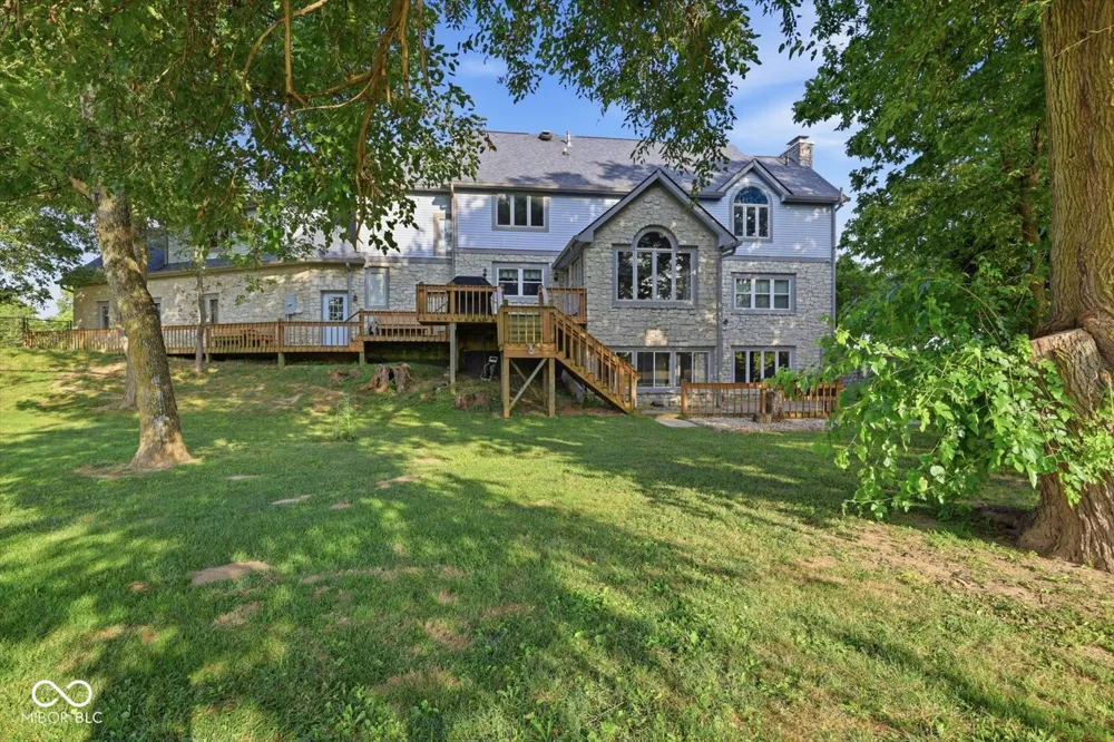 3878 E State Road 44 Shelbyville, IN 46176