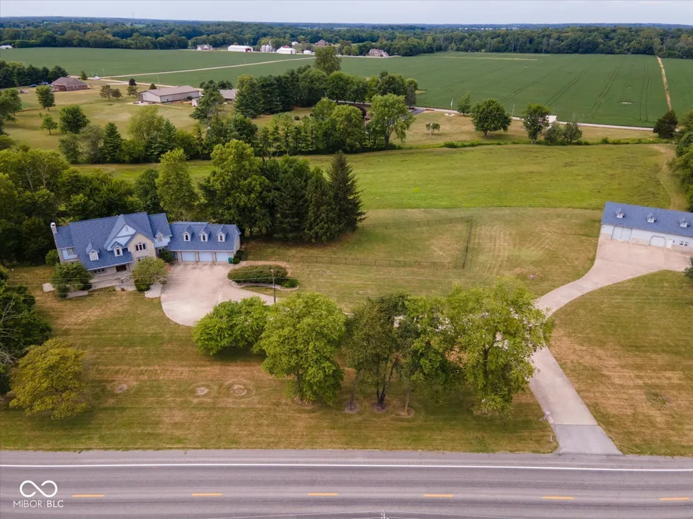 3878 E State Road 44 Shelbyville, IN 46176