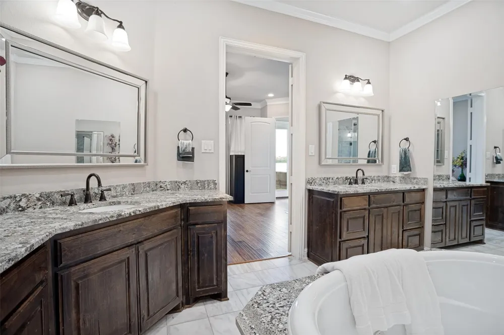 2213 Windjammer Way Rowlett, TX 75088