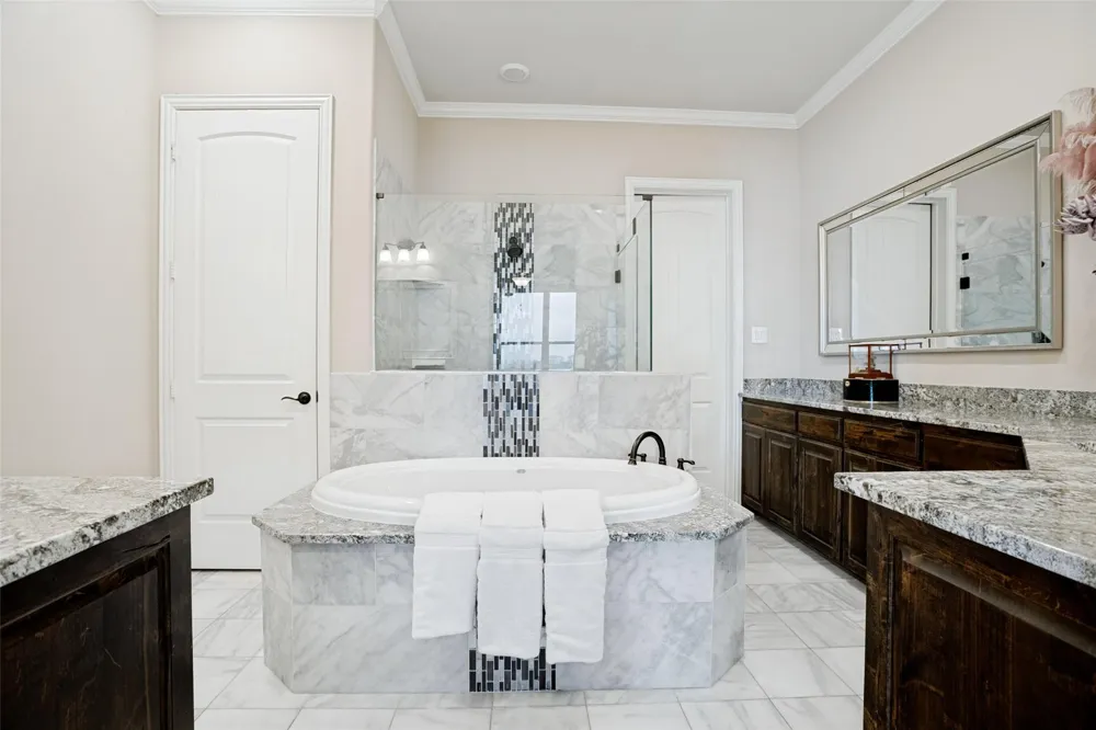 2213 Windjammer Way Rowlett, TX 75088