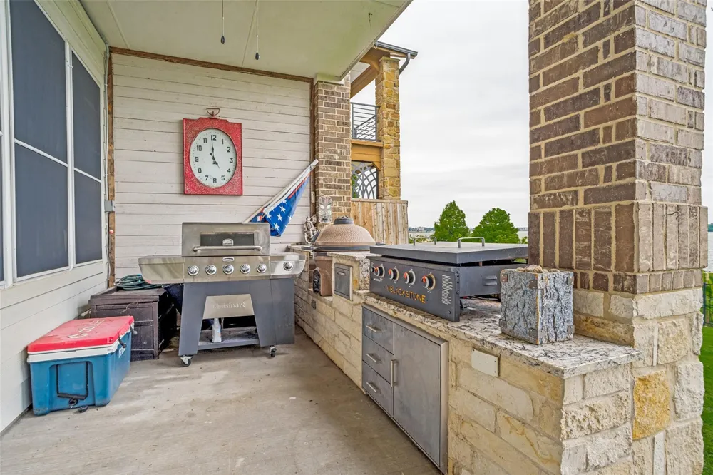 2213 Windjammer Way Rowlett, TX 75088