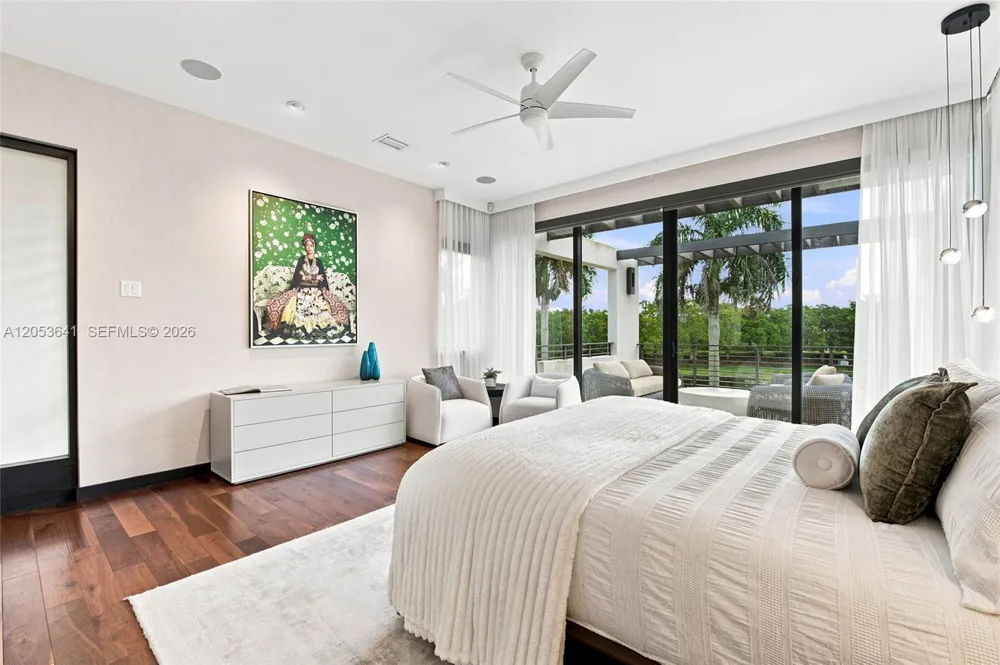 3714 Pine Lake Dr Weston, FL 33332