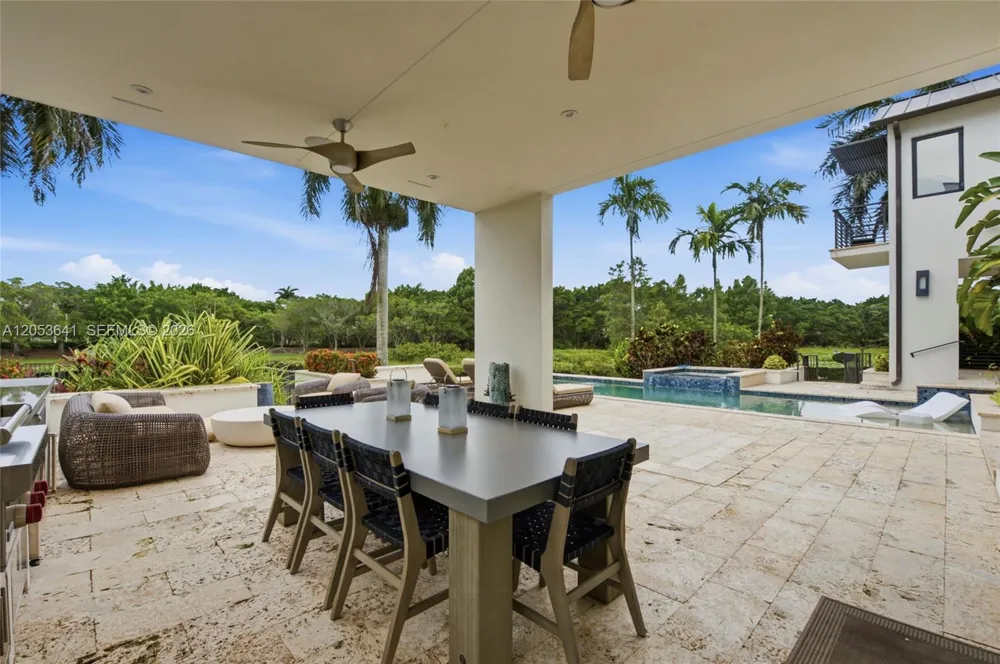 3714 Pine Lake Dr Weston, FL 33332