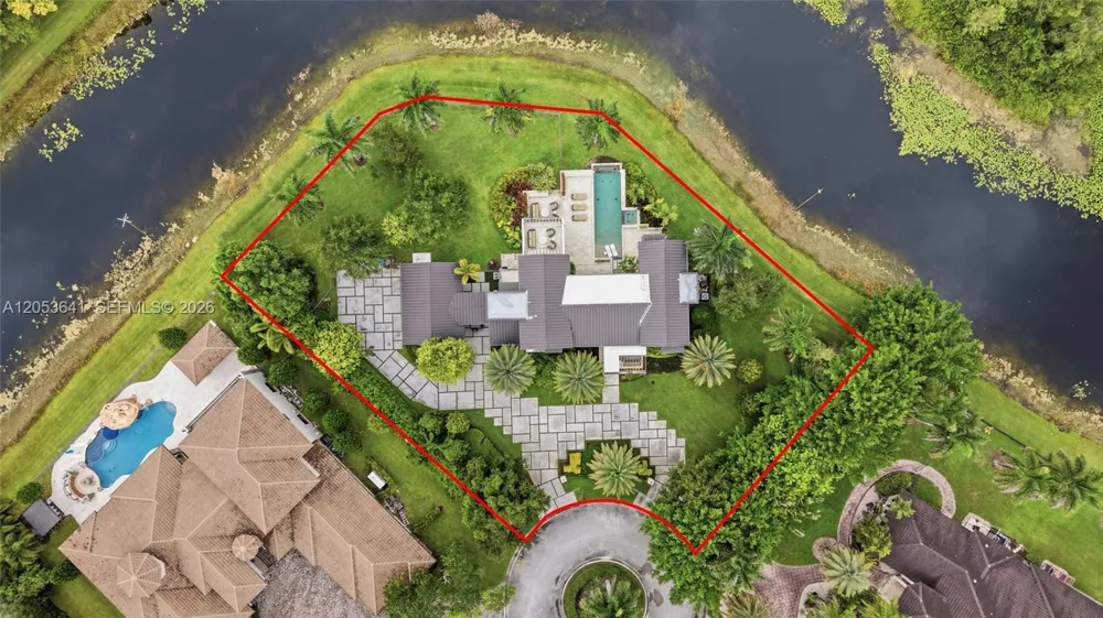 3714 Pine Lake Dr Weston, FL 33332