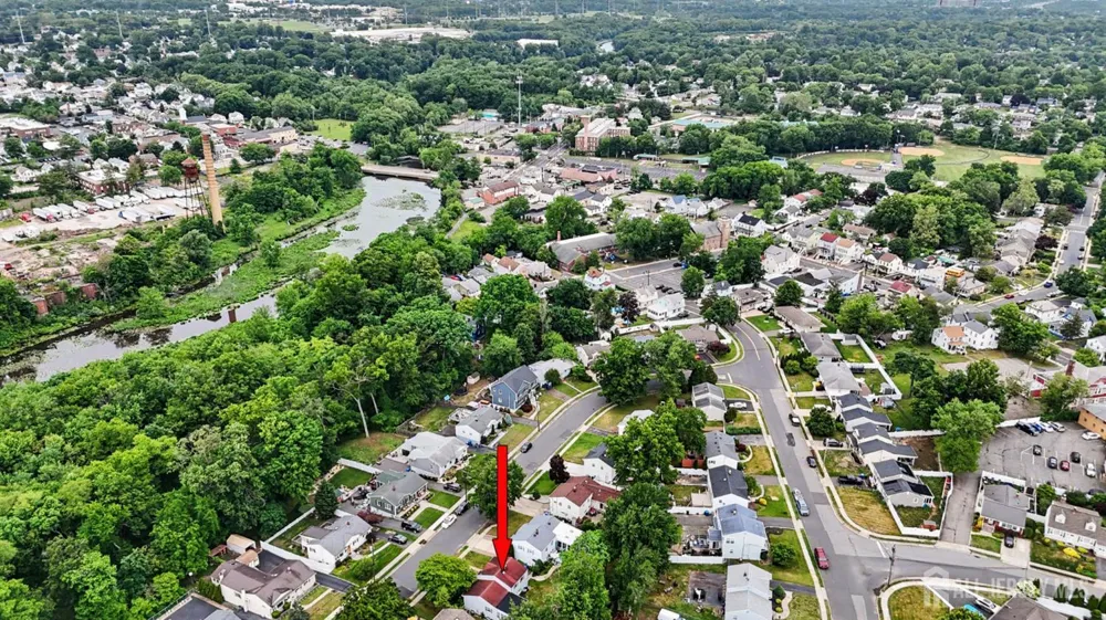 287 Crestwood Drive Milltown, NJ 08850