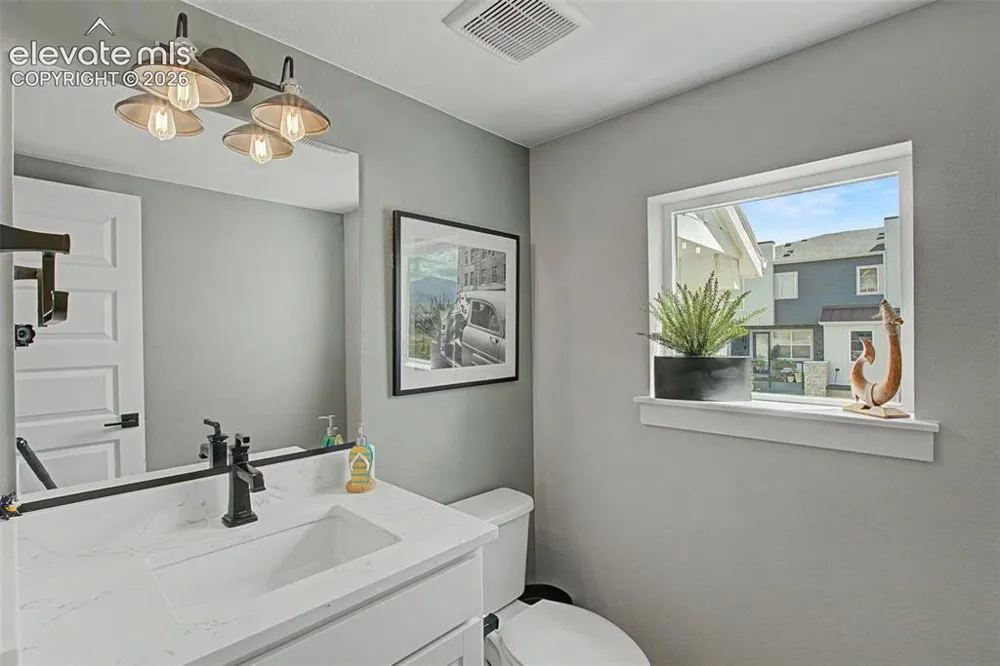 2030 Liberty View Point Colorado Springs, CO 80908