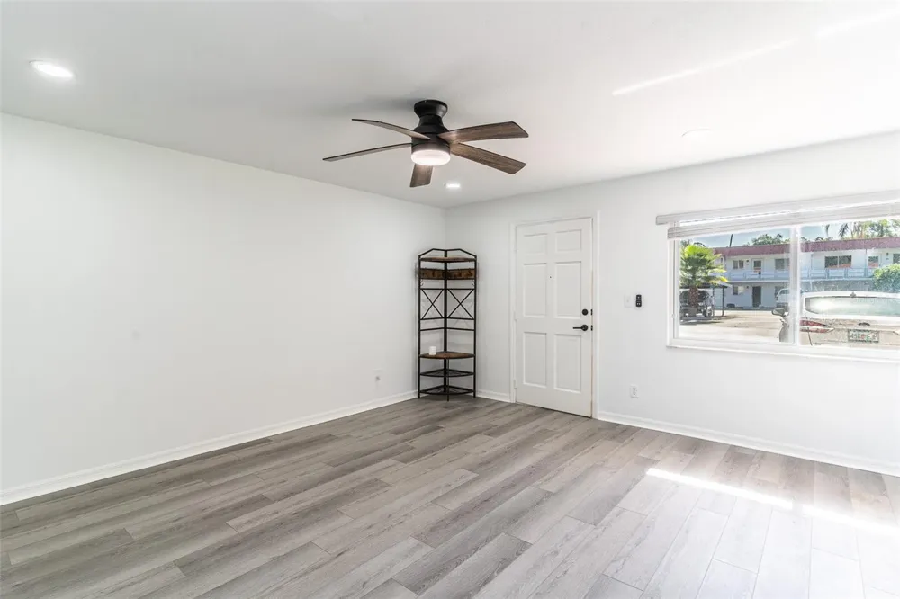1100 MARTINIQUE DRIVE #106 Winter Haven, FL 33884