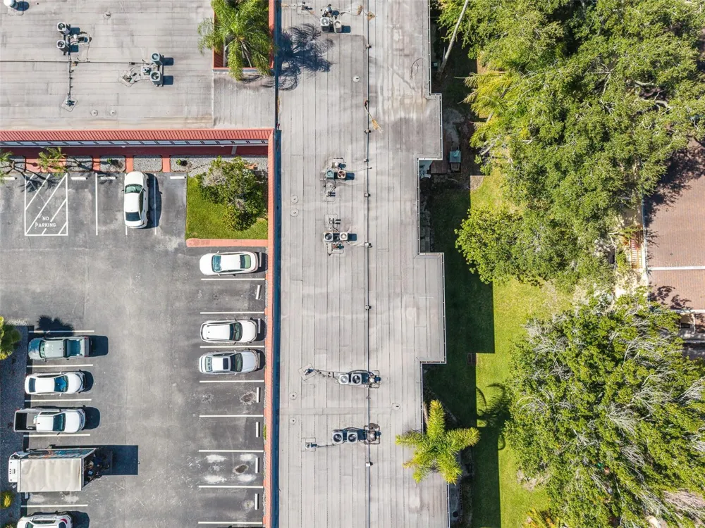 1100 MARTINIQUE DRIVE #106 Winter Haven, FL 33884