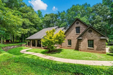 877 Mckee Road
