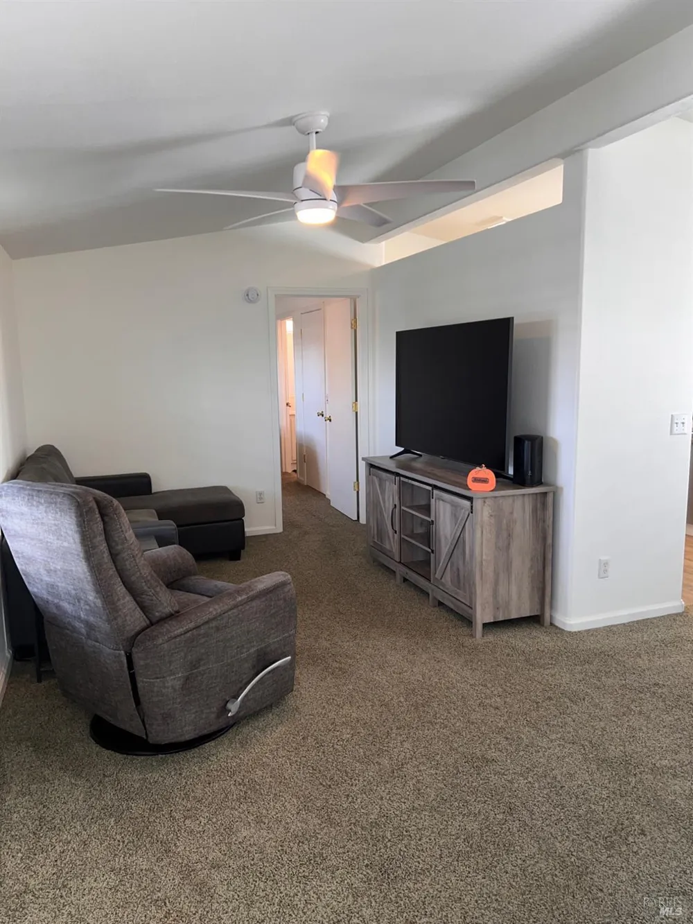 4433 Solano Avenue ##115 Napa, CA 94558