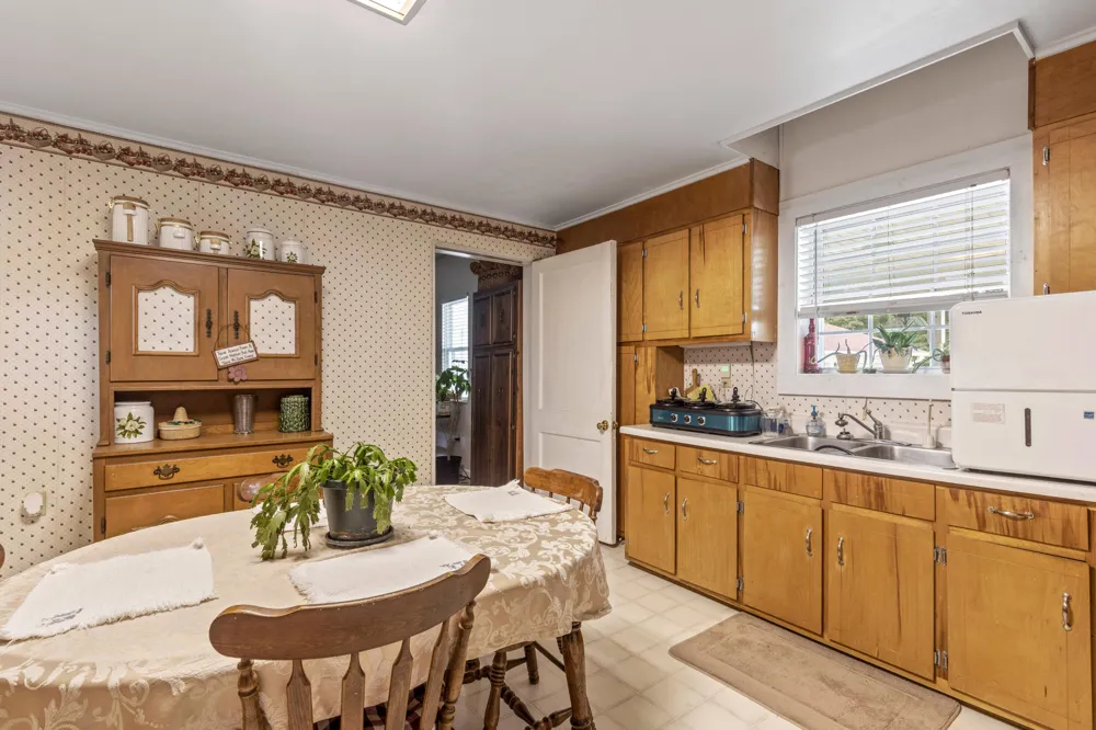 7055 Mooneyham Lonewood Road Spencer, TN 38585