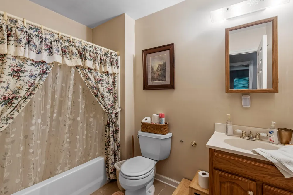 7055 Mooneyham Lonewood Road Spencer, TN 38585