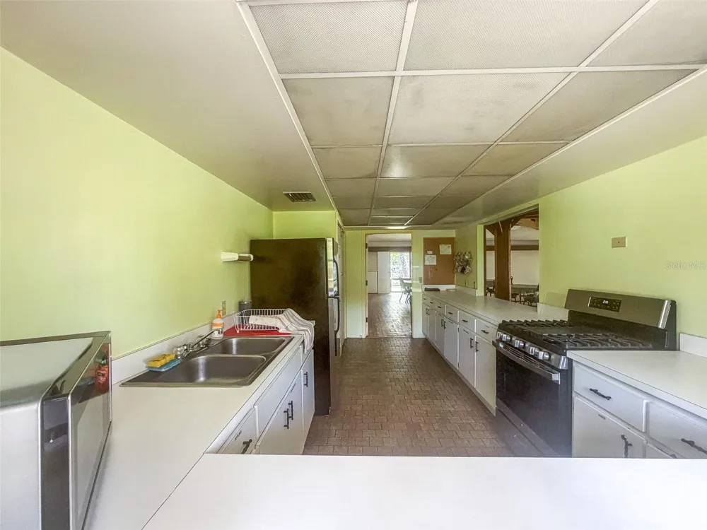1100 MARTINIQUE DRIVE #106 Winter Haven, FL 33884