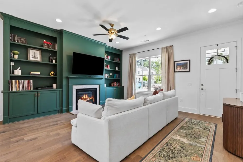 401 Nettle Court Woodstock, GA 30188