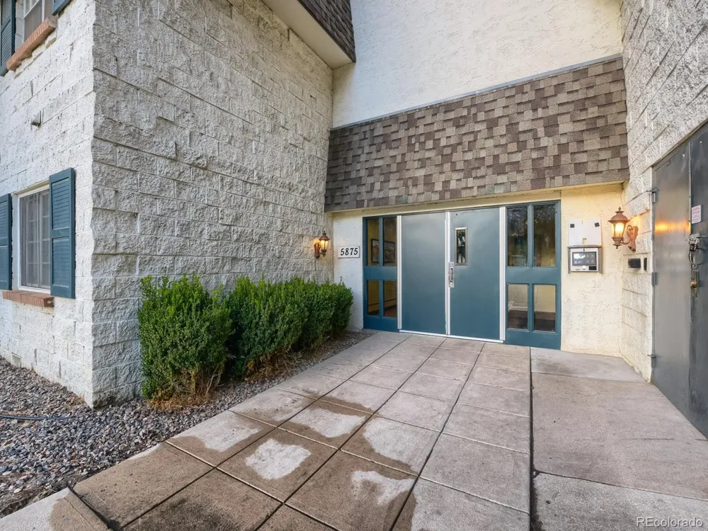5875 E Iliff Avenue #D-318 Denver, CO 80222