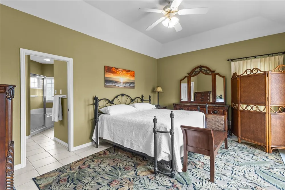 15210 Isla Pinta Court Corpus Christi, TX 78418