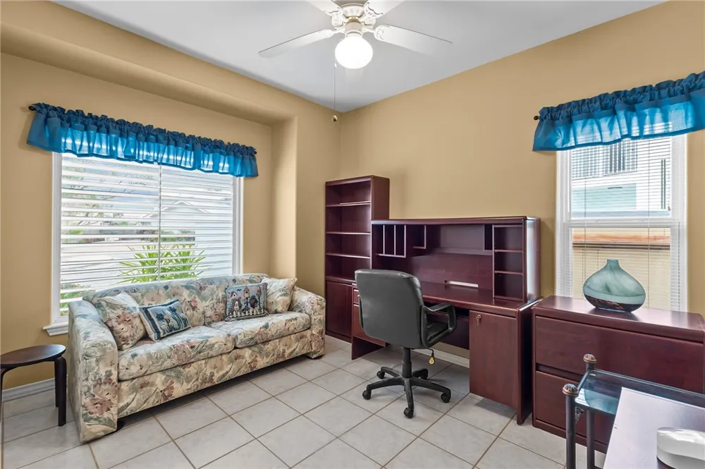 15210 Isla Pinta Court Corpus Christi, TX 78418