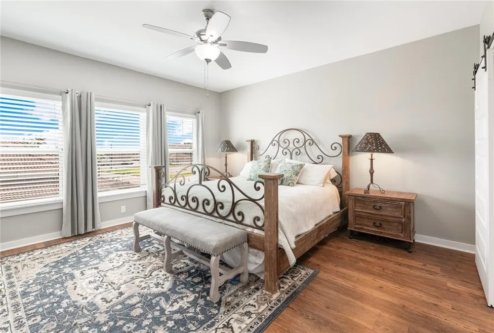 14890 Granada Drive #303 Corpus Christi, TX 78418