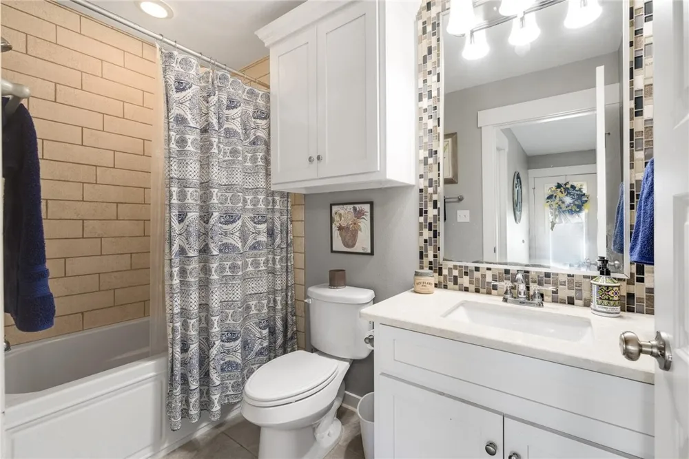 14890 Granada Drive #303 Corpus Christi, TX 78418