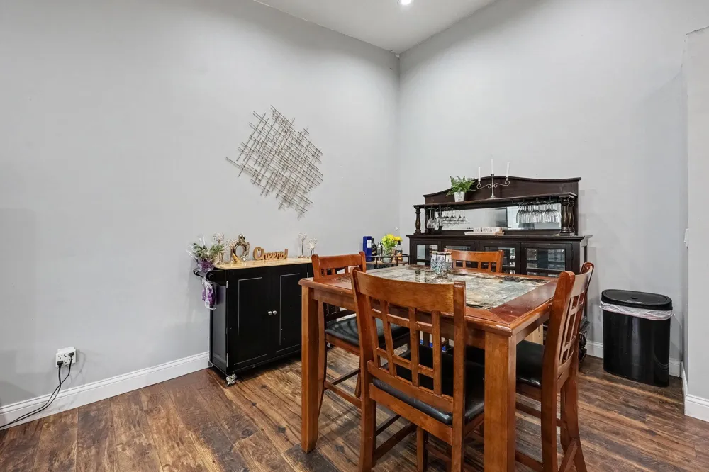 41325 Southwind Drive Canton, MI 48188