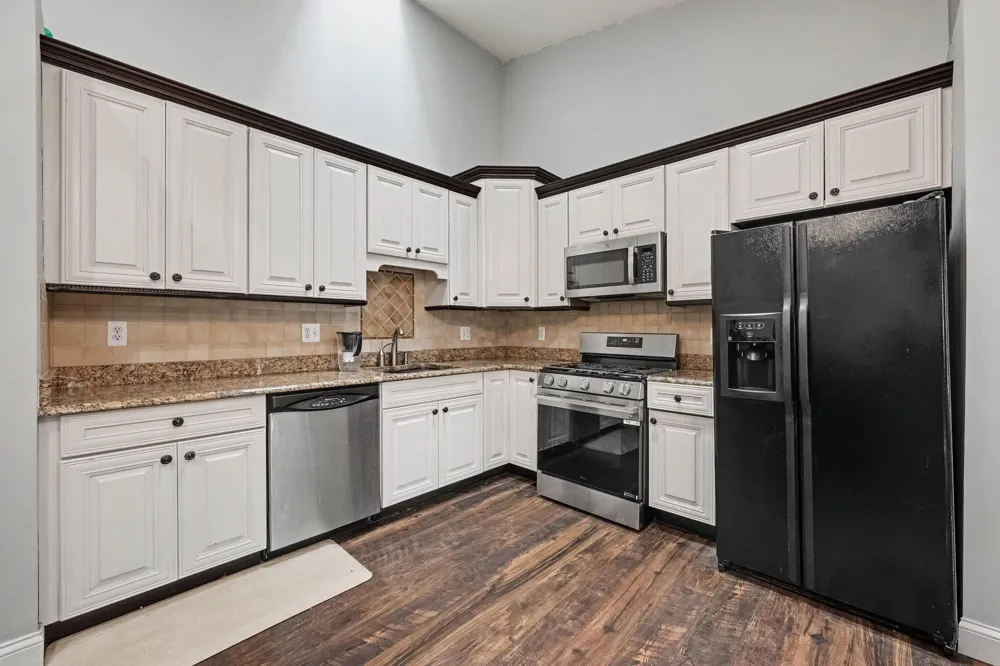 41325 Southwind Drive Canton, MI 48188
