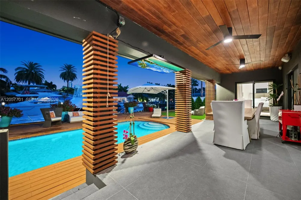 16431 NE 34th Ave North Miami Beach, FL 33160