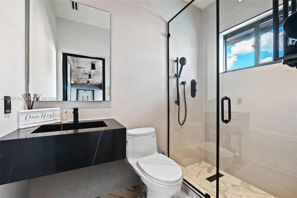16431 NE 34th Ave North Miami Beach, FL 33160