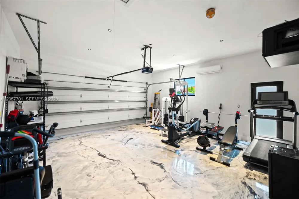16431 NE 34th Ave North Miami Beach, FL 33160