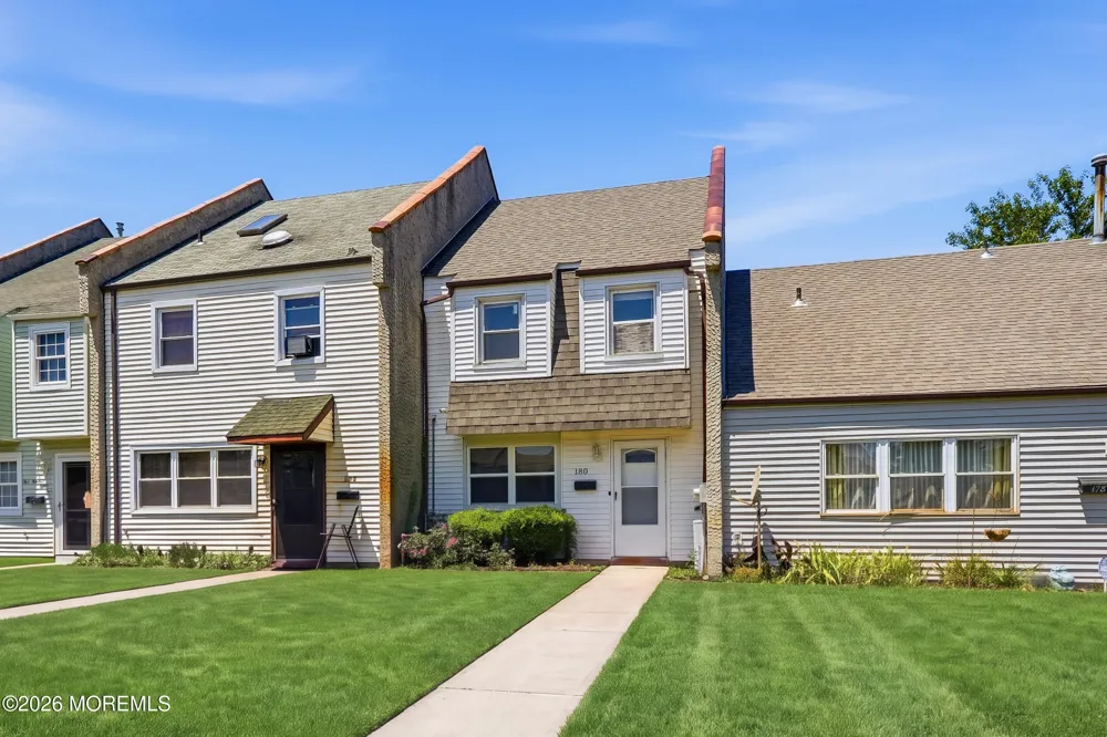 180 Greenwood Loop Road Brick, NJ 08724