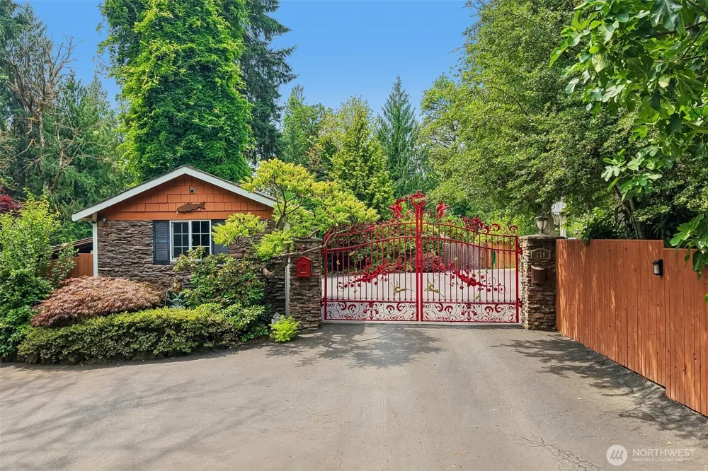 720 Ostrander Rd Kelso, WA 98626