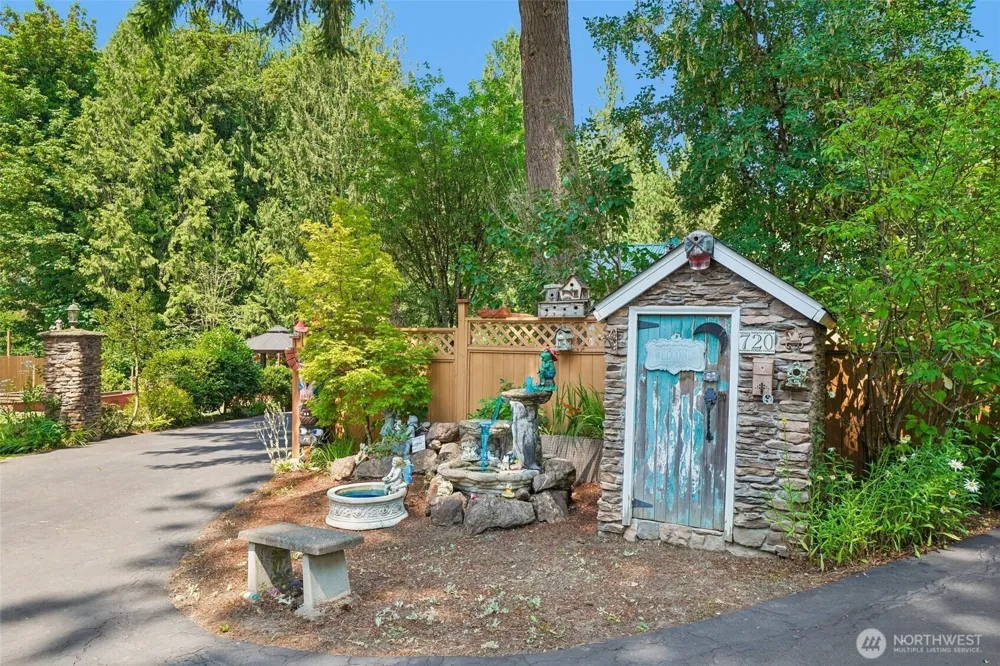 720 Ostrander Rd Kelso, WA 98626