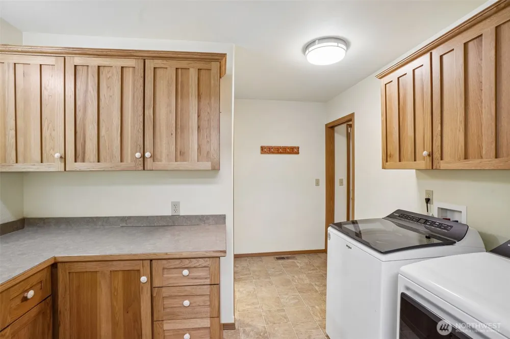 720 Ostrander Rd Kelso, WA 98626
