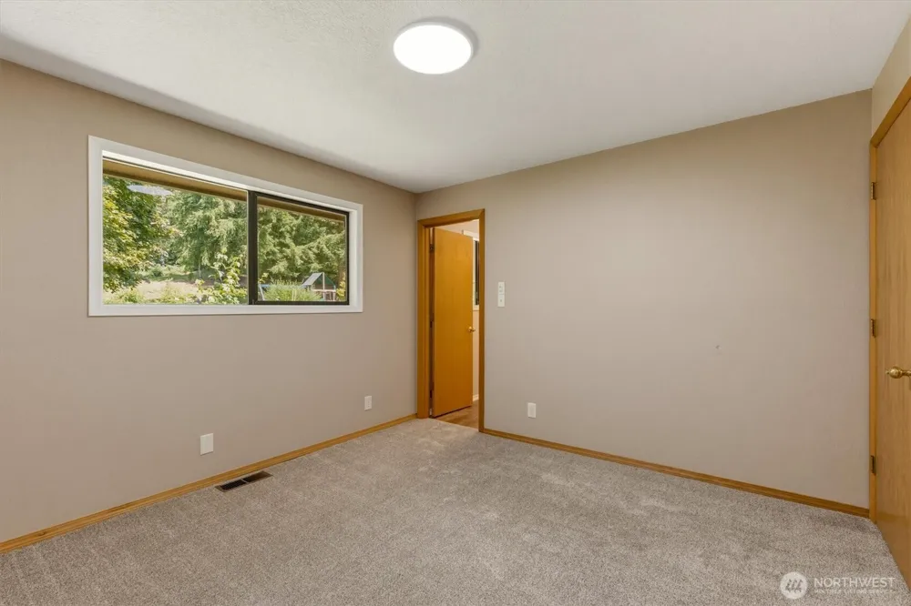 550 Ragland Longview, WA 98632