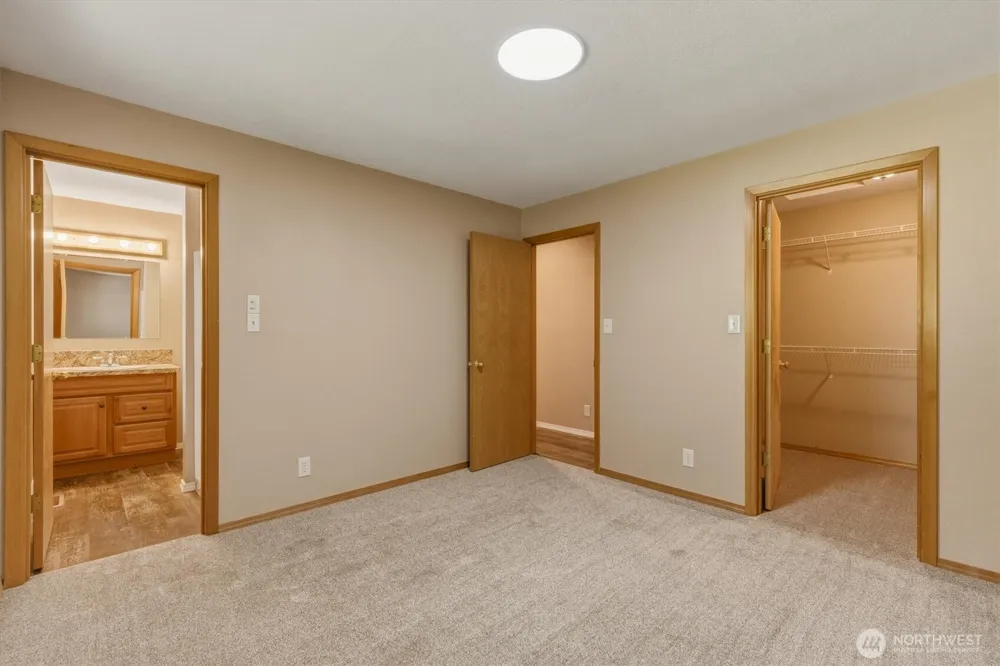 550 Ragland Longview, WA 98632