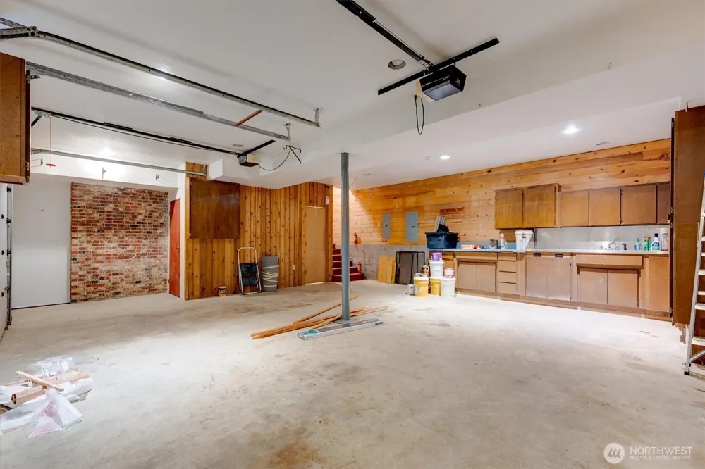 550 Ragland Longview, WA 98632