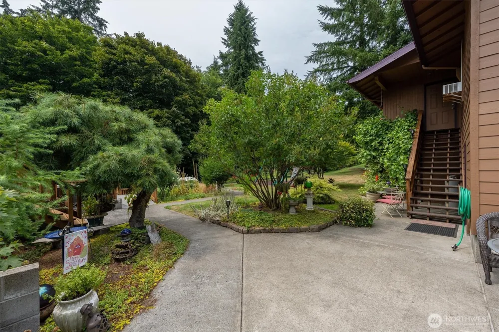 550 Ragland Longview, WA 98632