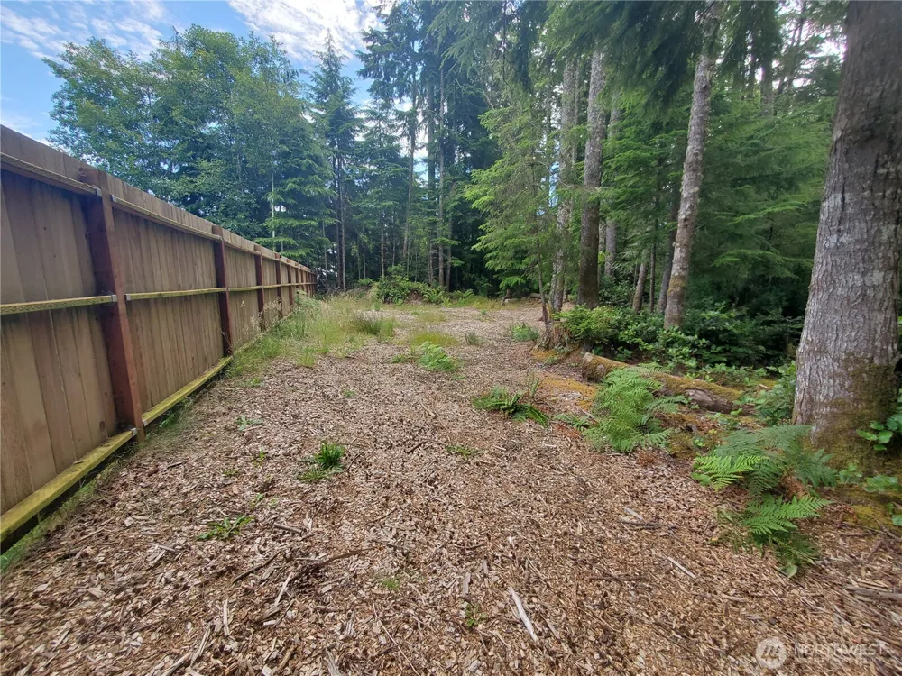 736 Chenois Avenue NE Ocean Shores, WA 98569