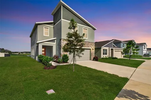 9744 CRESCENT RAY DRIVE