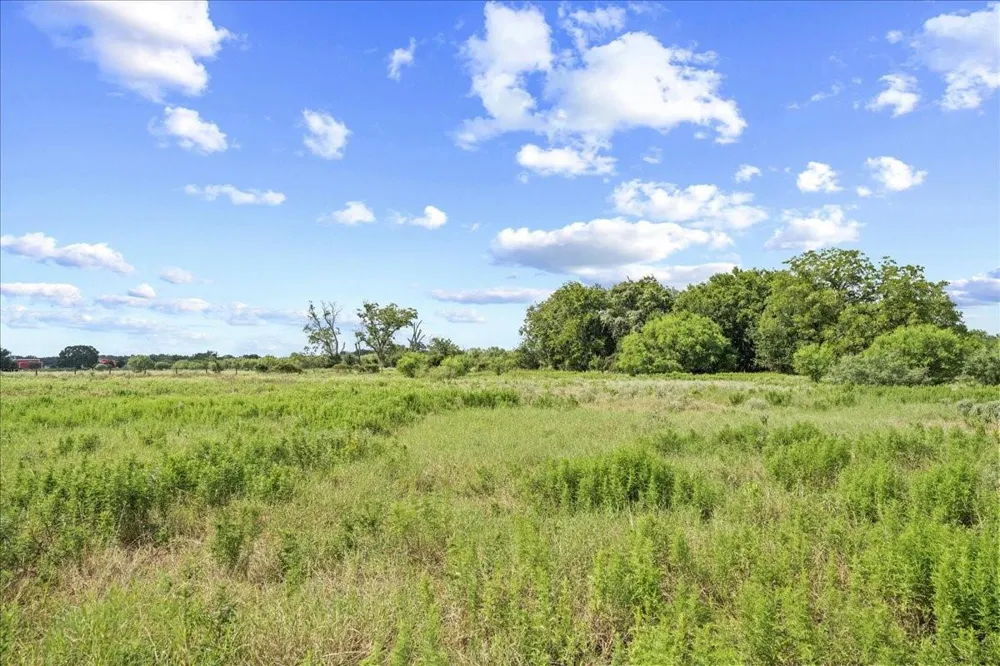 399 Prune Road La Grange, TX 78945