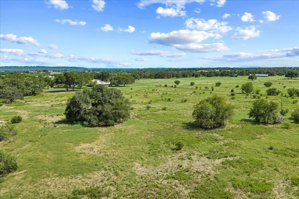 399 Prune Road La Grange, TX 78945