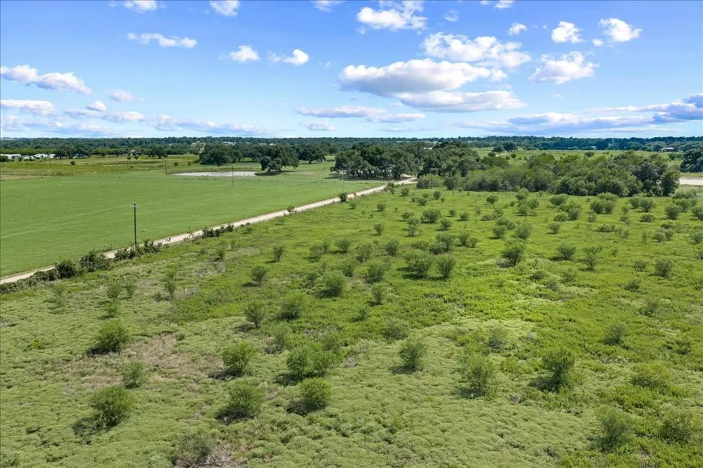 399 Prune Road La Grange, TX 78945