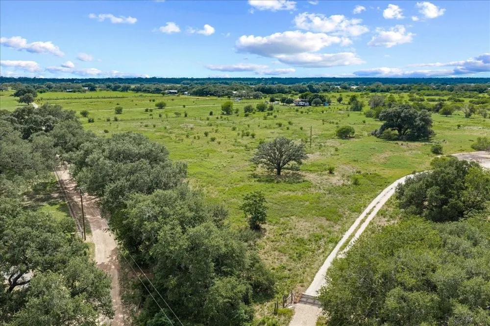 399 Prune Road La Grange, TX 78945