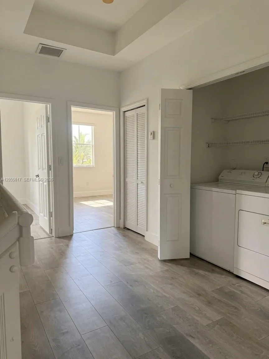 16654 SW 83rd Ln Miami, FL 33193
