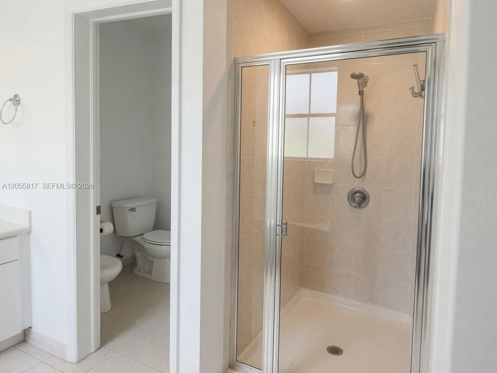 16654 SW 83rd Ln Miami, FL 33193