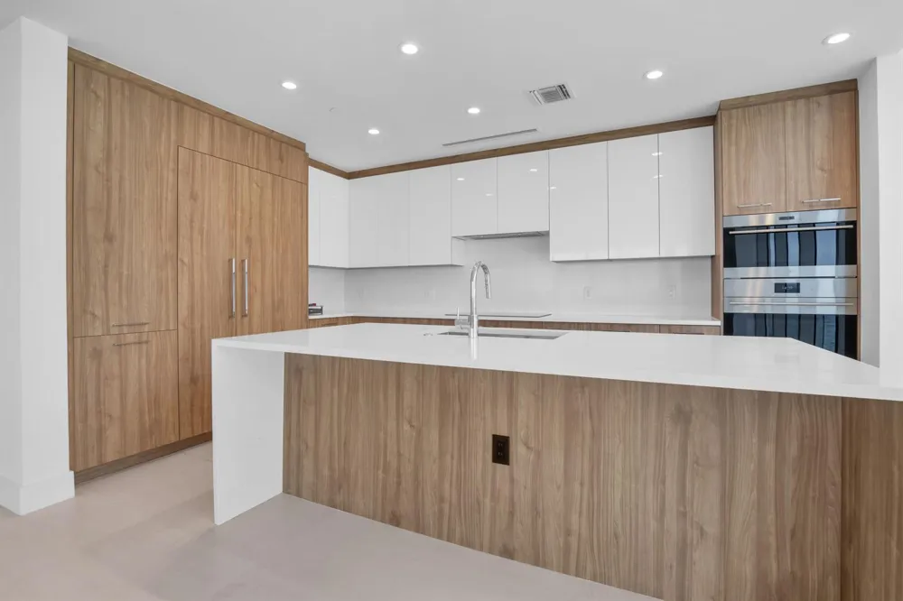 151 Seabreeze Boulevard #Unit 504 Fort Lauderdale, FL 33304